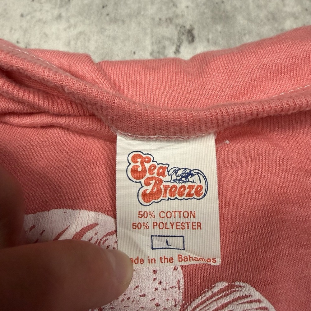 Bahamas Fish Graphic Tee Single Stitch 90s Vintage Sea Breeze L Pink - Picture 5 of 6